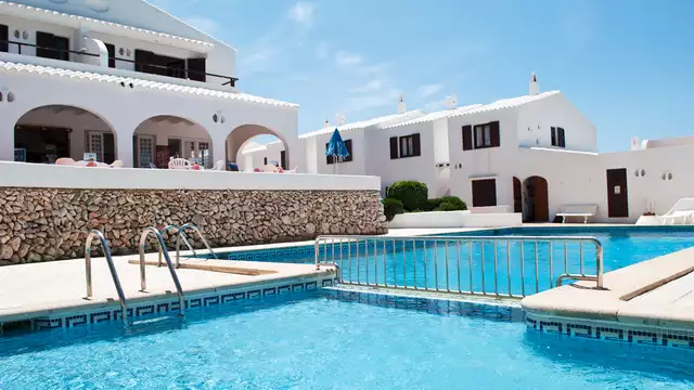 Disfruta de Menorca en un apartamento tipico con desayuno en Cala Morell