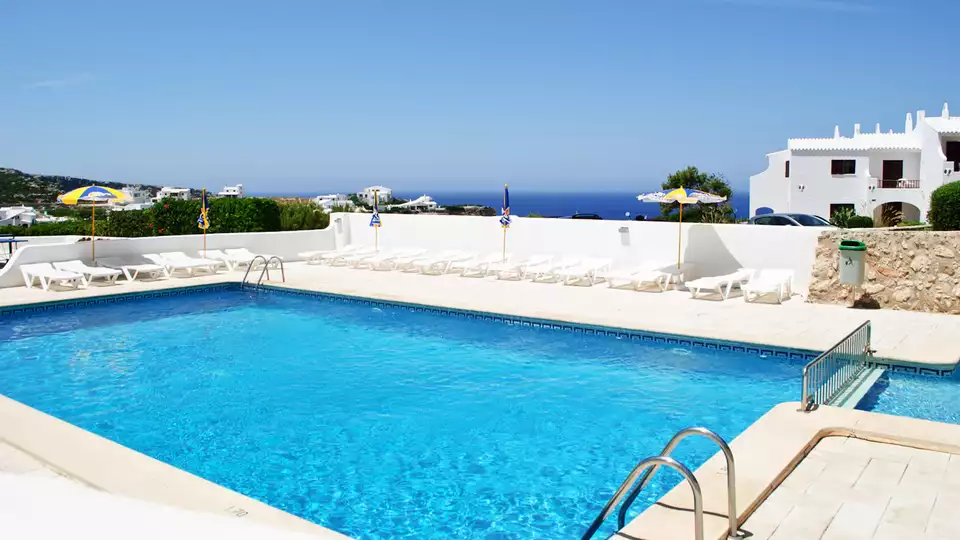 Disfruta de Menorca en un apartamento tipico con desayuno en Cala Morell