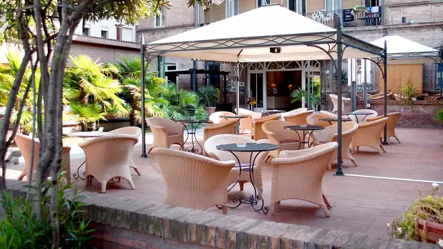 Soggiorno in mezza pensione a Rimini - in hotel fronte mare
