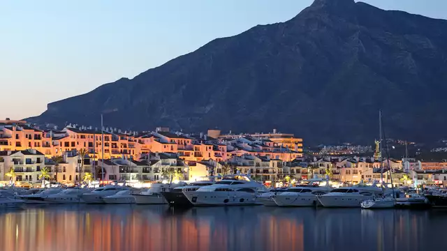 Disfruta de una fantástica escapada en Marbella con desayuno incluido