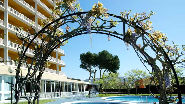 Vacances familiales sur la Costa Brava en demi-pension