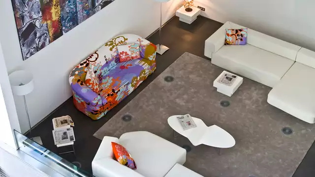 Escapada romántica con bombones, cava, acceso a zona wellnes, parking y salida tardía