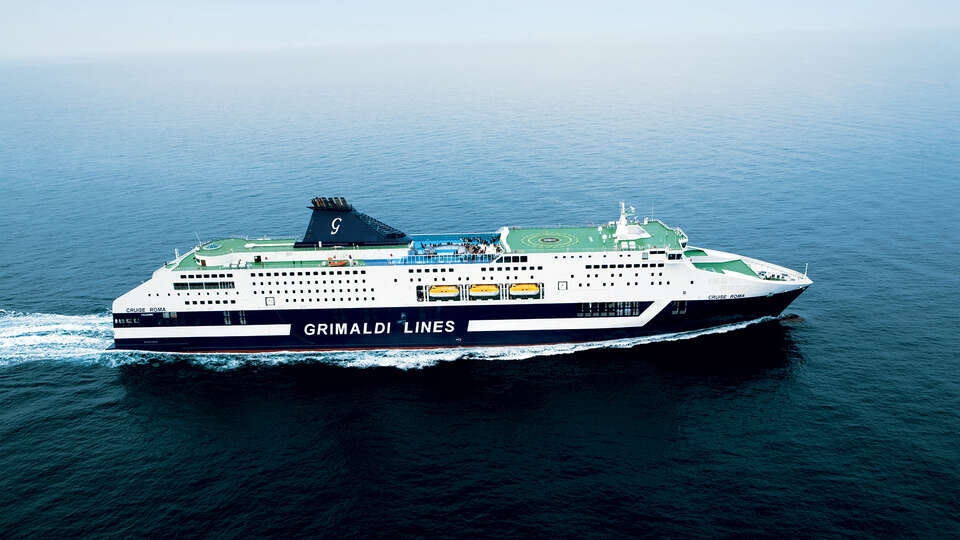 Settimana in Costa Smeralda in appartamento per e traghetto da Civitavecchia lunedi-giovedi