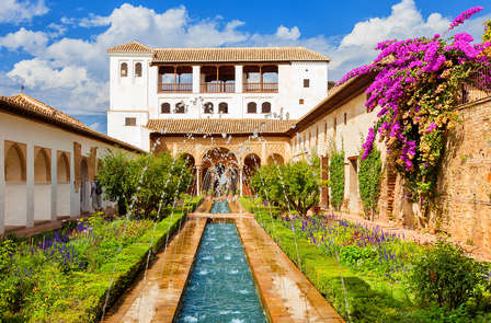 Escapade avec petit-déjeuner dans la capitale du royaume nasride dans un hôtel 3*