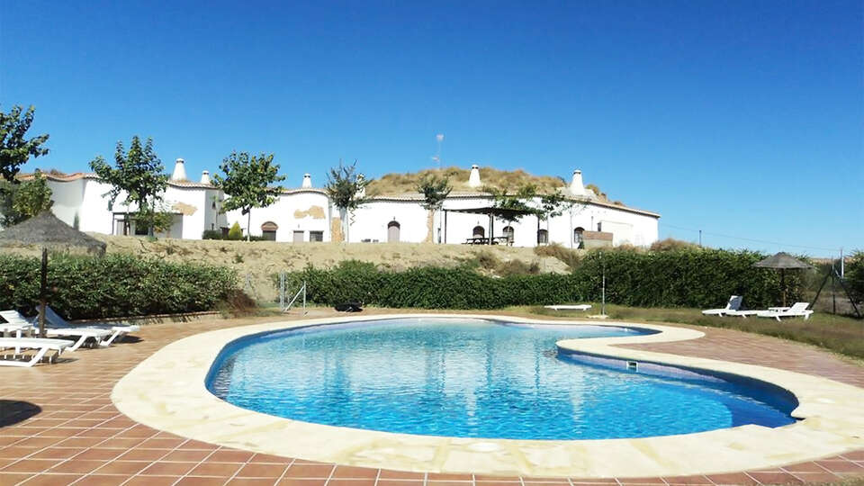 Romantisme champetre a Guadix sejour dans une grotte typique de la region