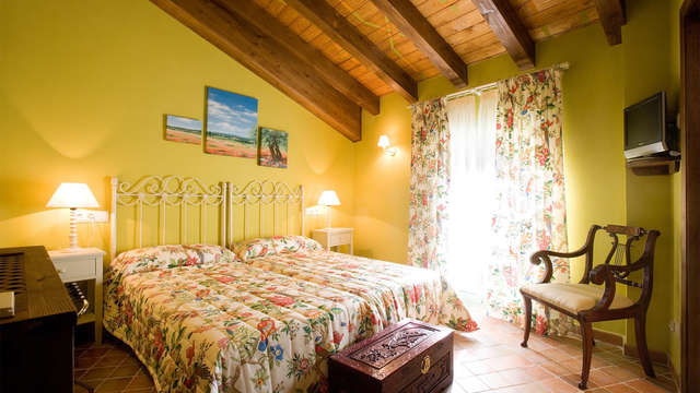 Escapada romántica en un hotel rural con mucho encanto en la región del Somontano