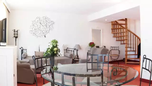 Romantisch uitje in Avignon met champagne mignardises en laat uitchecken