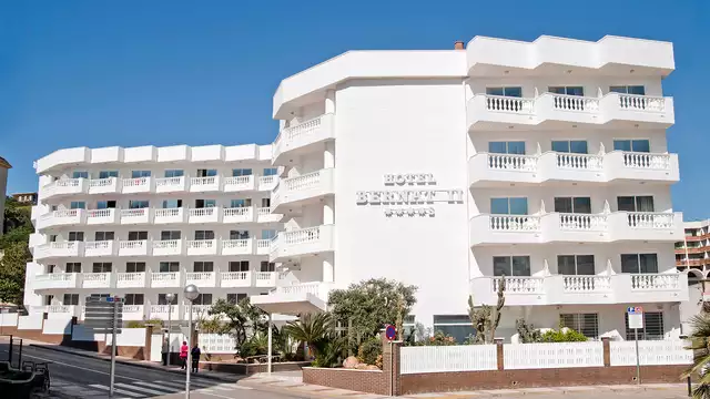 Con mezza pensione e spa sulla Costa Brava a Calella 