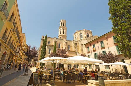 Oferta exclusiva: Descubre Figueras en este hotel con encanto por un precio imbatible