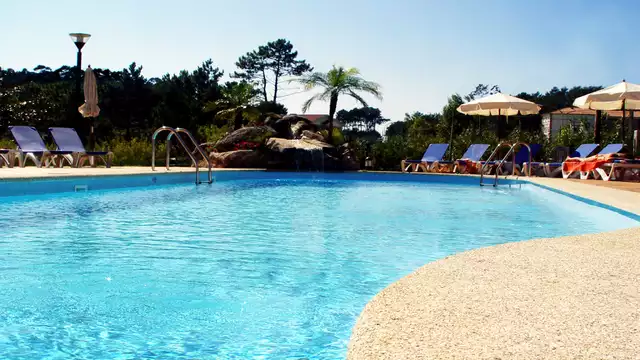 Descubre Galicia con crucero en barco a la Isla de Ons