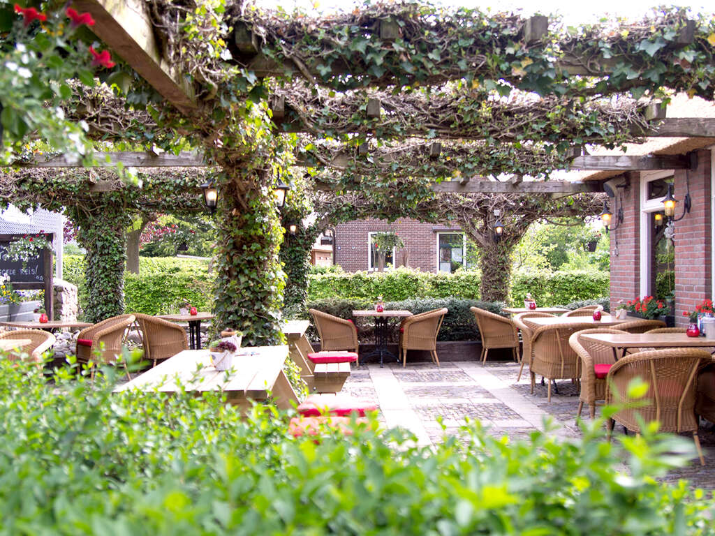 Détendez-vous dans un hôtel de campagne situé dans la magnifique campagne de Drenthe. - 4* - 8