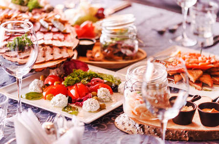 Offre spéciale: Romantisme et gastronomie près de Pamplona