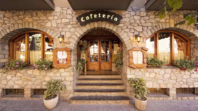 Escapada en media pensión en bonito hotel de montaña en Benasque