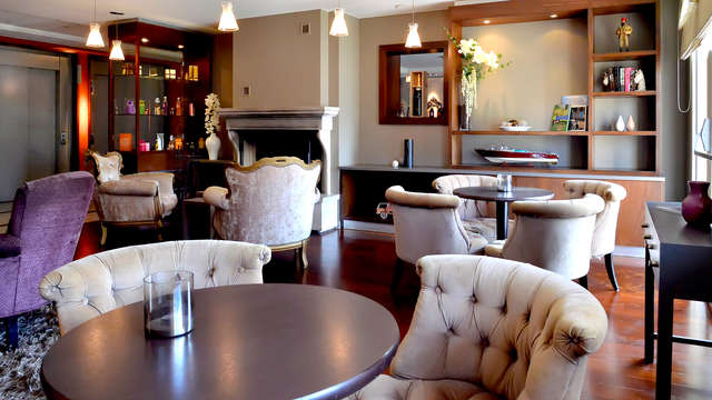 Escapada romántica con champán en Niza