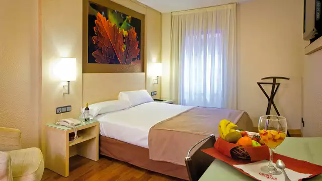 Escapada relax en el centro de Logrono con spa y desayuno incluido