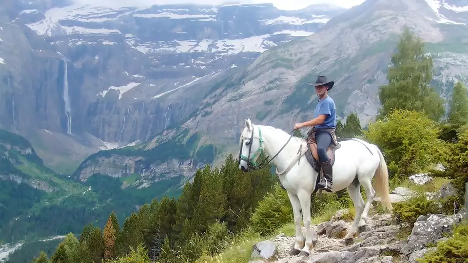 Decouvrez Ordesa a cheval
