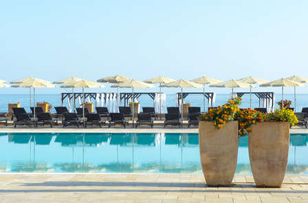 Relax en luxe aan zee, in een kamer met zicht op zee en met toegang tot de spa (minimaal 2 nachten)