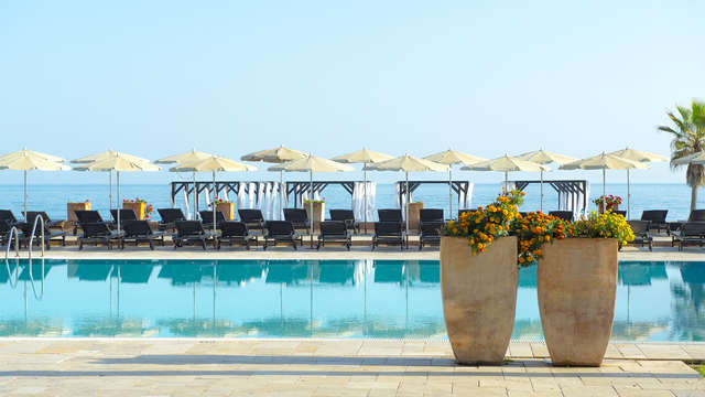 Minivacaciones de lujo en media pensión con Spa ilimitado y niño gratis en Marbella (desde 3 noches)