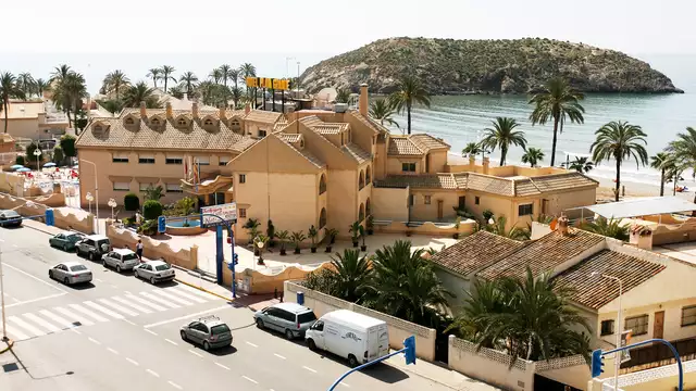 Séjournez face à la Méditerranée dans la baie de Mazarrón