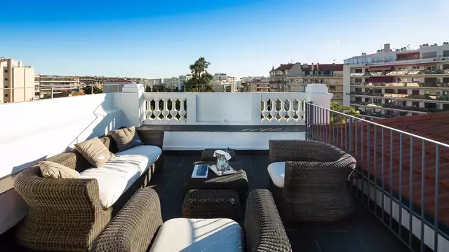 Sejour en suite avec champagne hammam et massage au c ur de Cannes