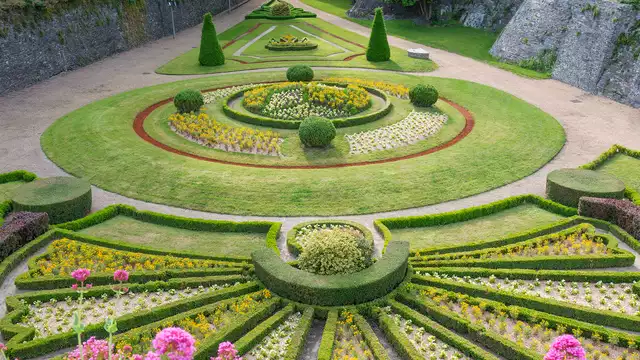Découvrez le cœur d'Angers et son célèbre château