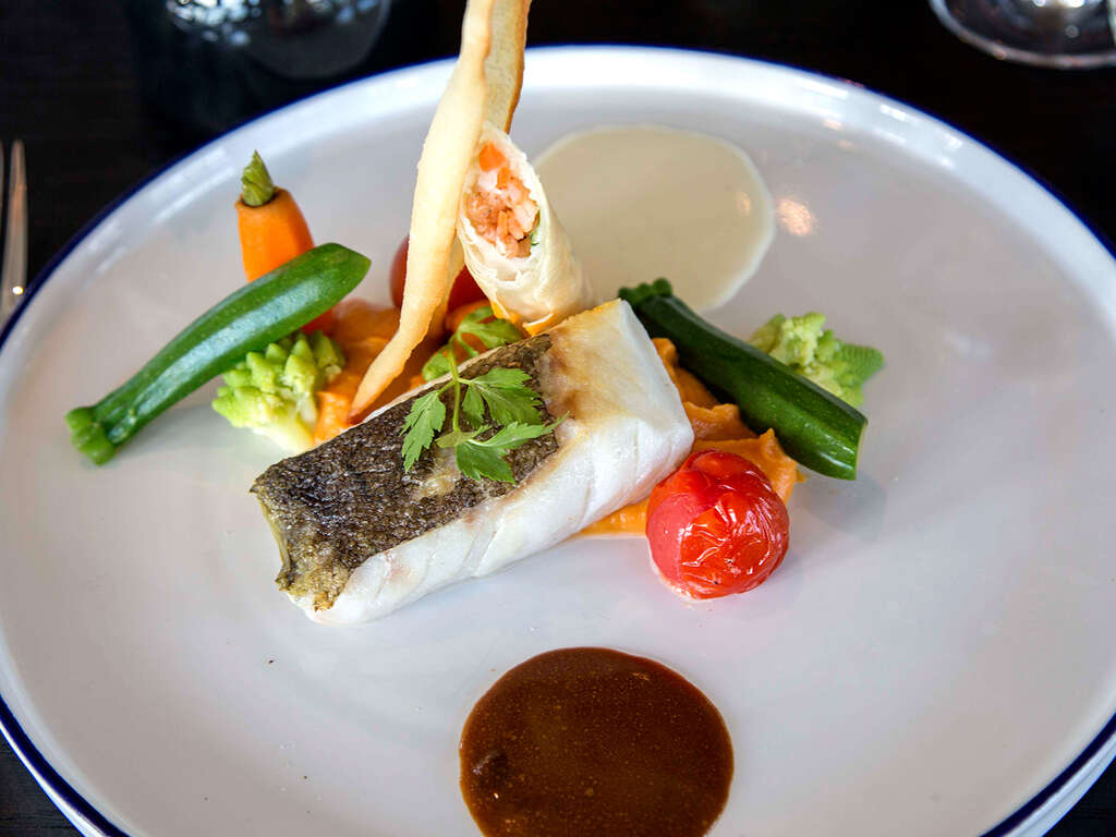 Une bouffée d'air frais à la côte et un repas culinaire avec une excursion d'une journée à Keukenhof - 4* - 16