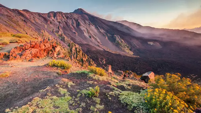Offerta in Sicilia: soggiorno in hotel vista Etna con cena e degustazione