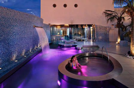 Spa de luxe : Pause thermal  dans un 5* avec accès direct à la plage de Valence.
