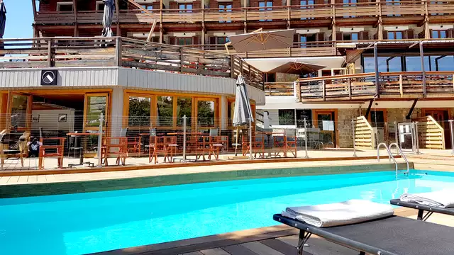 Sejour en chambre deluxe et petit dejeuner au c ur des Alpes du Sud