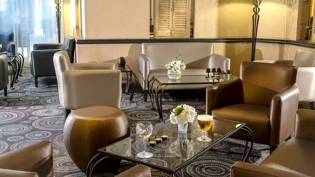 Relajación en Grasse con acceso a sauna y jacuzzi y masaje de 30 minutos