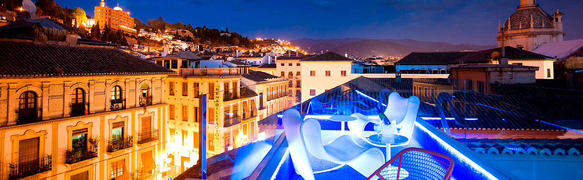 Escapade au centre de Grenade : luxe, design, terrasse luxueuse et accès au spa