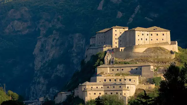 Tra le montagne valdostane ai piedi del Monte Bianco