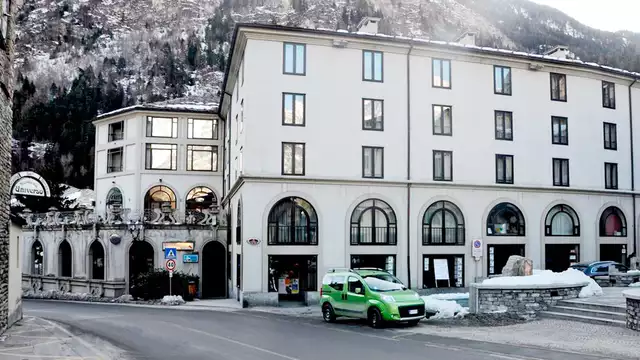 Tra le montagne valdostane ai piedi del Monte Bianco