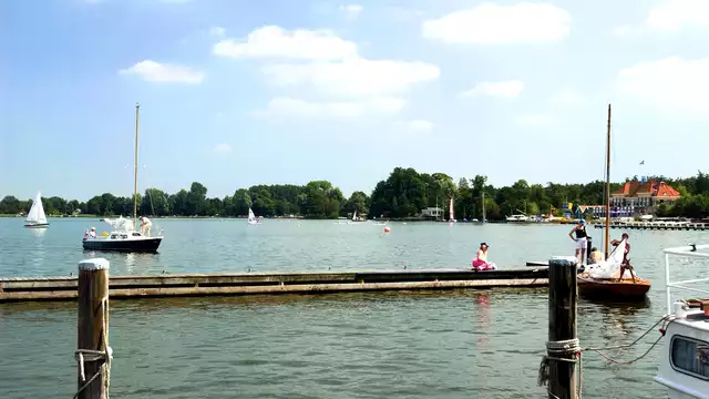 Genieten aan het Paterwoldsemeer vlakbij Groningen