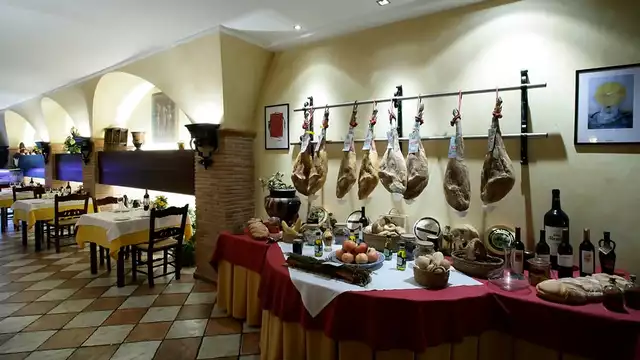 Immergiti nella magia di Granada