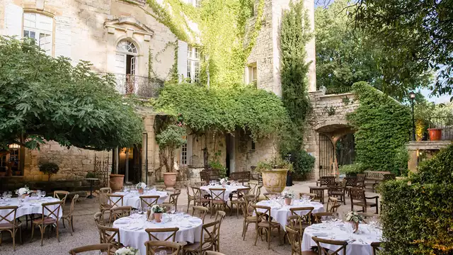 Escapade romantique près de Nîmes dans un château du XIIIème