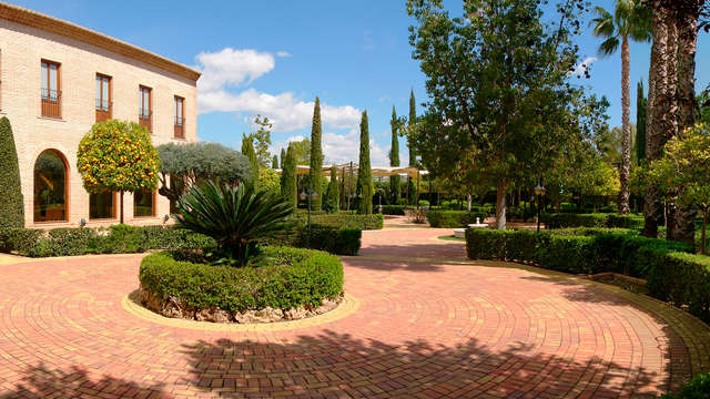 Oferta exclusiva: Escapada en familia con copa de bienvenida y salida tardía (desde 2 noches)