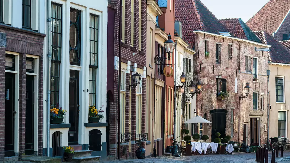 Diner et promenade a velo a Deventer a partir de nuits