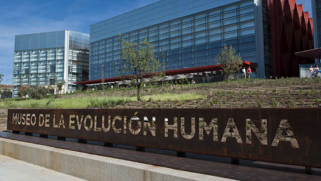 Offerta Speciale: scopri Burgos con cena e visita al Museo dell'evoluzione umana