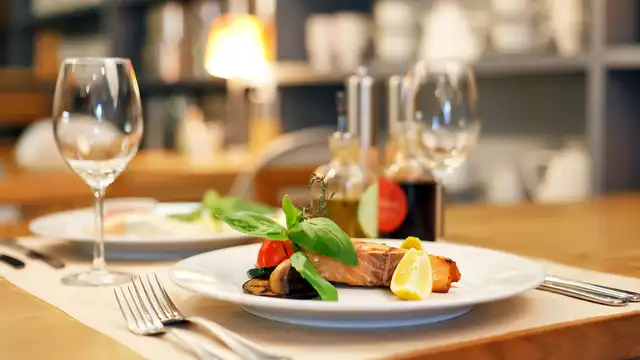 Deliziosa cena vicino a Utrecht