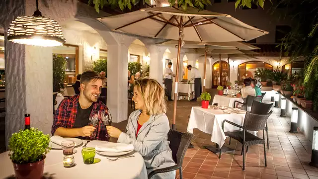 Escapada en Alt Empordà con visita y cata de vinos en Celler La Vinyeta en Peralada
