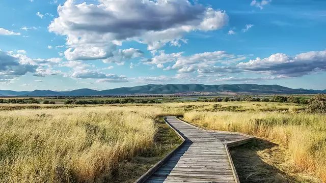 Soggiorno tra la natura nel cuore della Spagna in camera tripla con colazione