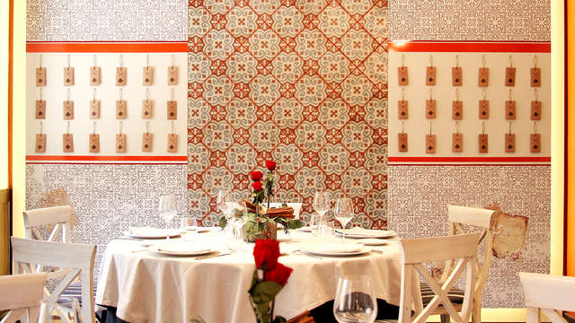 Escapada en el centro de Zaragoza con detalle romántico y desayuno incluido