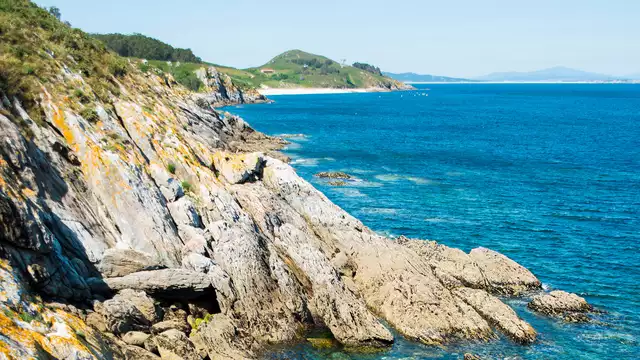 Disconnessione sulle rive della Ria de Arousa con crociera alle Isole Cíes