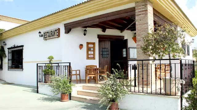 Escapada con toque romantico en casa de campo tipico andaluz