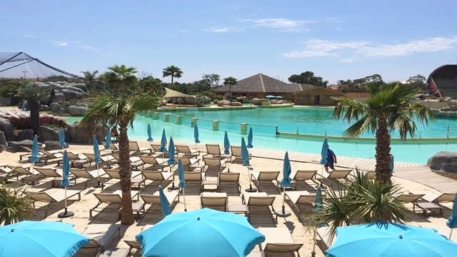 ¡Disfruta en familia de Cannes y del parque acuático Marineland!