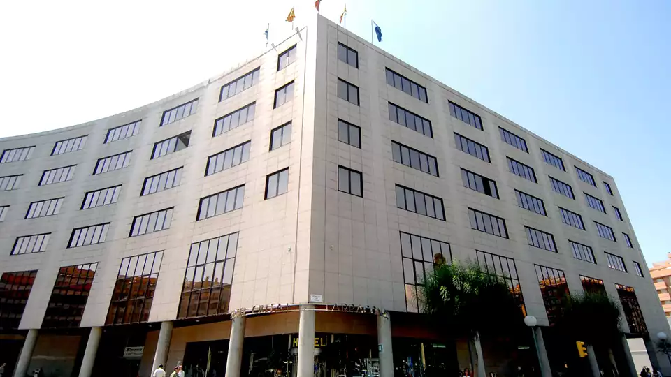 Escapada familiar en Tarragona con entradas a Port Aventura