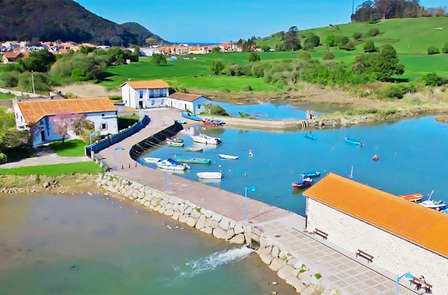 Escapade avec visite d'une conserverie d'anchois à Santoña (à partir de 2 nuits)