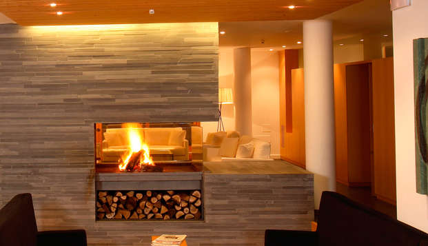 Minivacaciones relax con acceso al spa, cena y niño gratis en el Pirineo de Huesca (desde 2 noches)