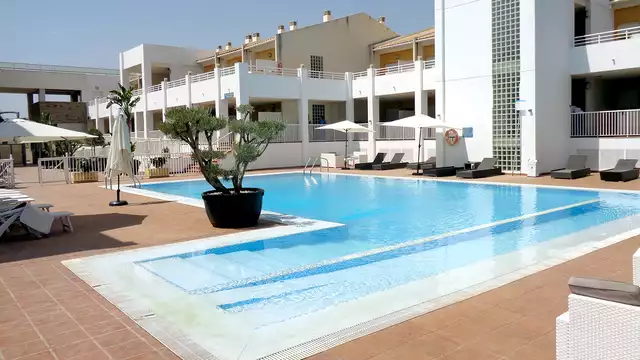 Aventura en Terra Natura en un apartamento en la Costa Blanca